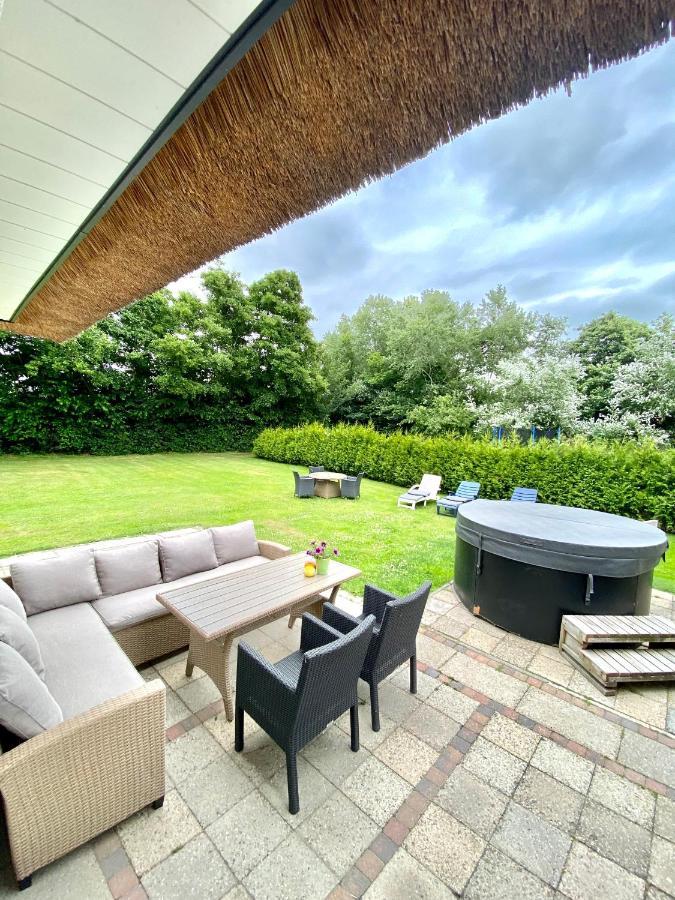 Villa The Island Life Texel Met Jacuzzi à De Koog  Extérieur photo
